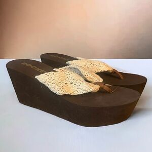 Rocket Dog Diver crochet wedge flip flops